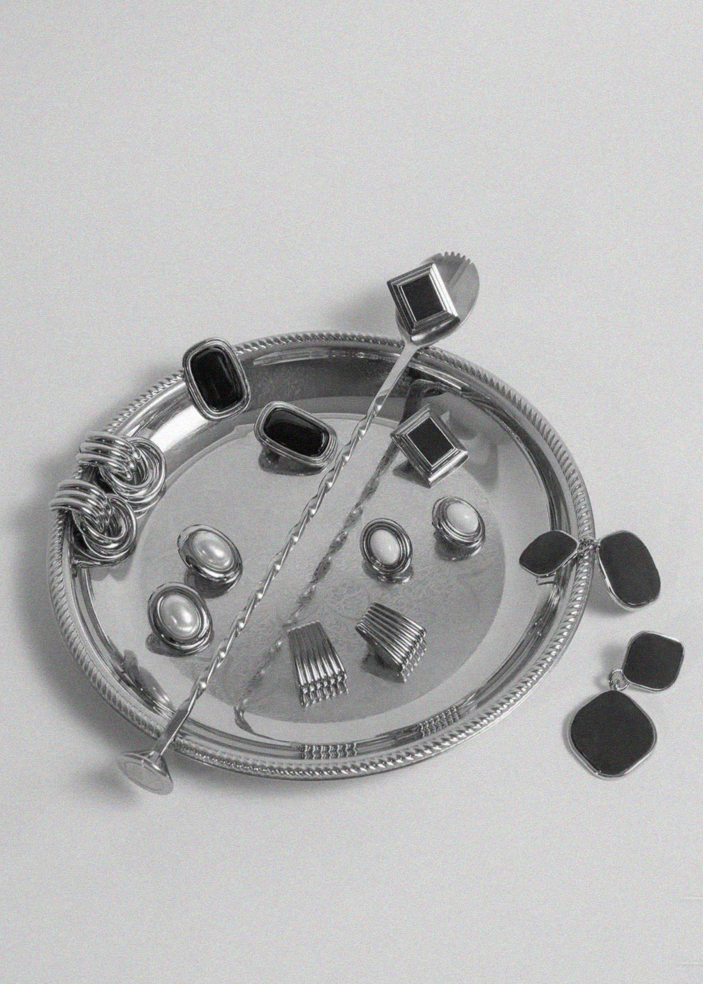 Vintage Silver Round beaded-edge tray