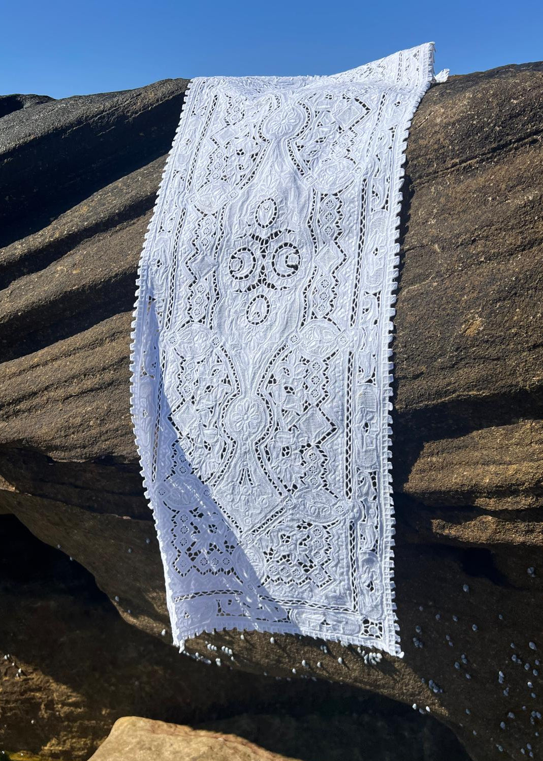 Florence Lace Table Runner